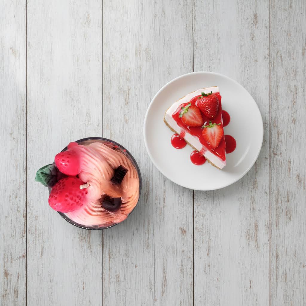 Bougie parfumée au soja - Cheesecake à la fraise sucrée